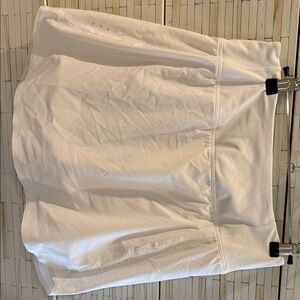 Athleta Run With It 16” Skort